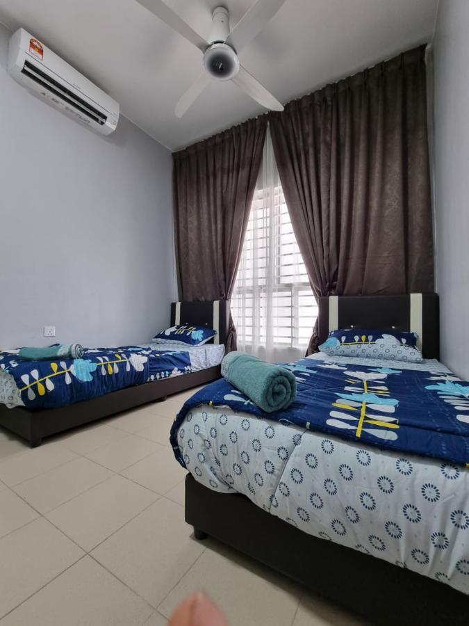 3R2B Entire Apartment Air-Conditioned By Wnz Home Putrajaya For Islamic Guests Only Esterno foto